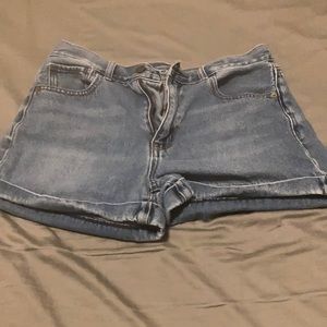 American eagle mom shorts